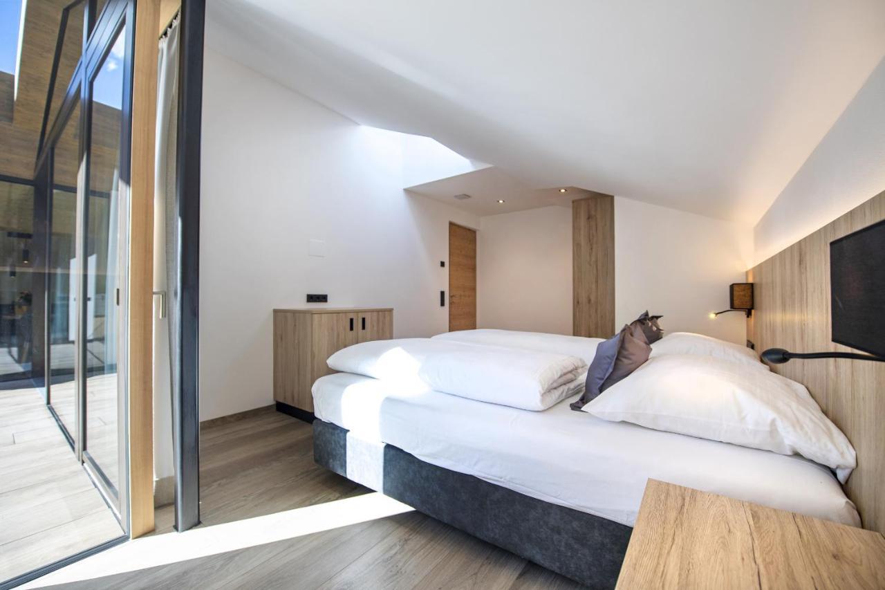 Dami Apartment
